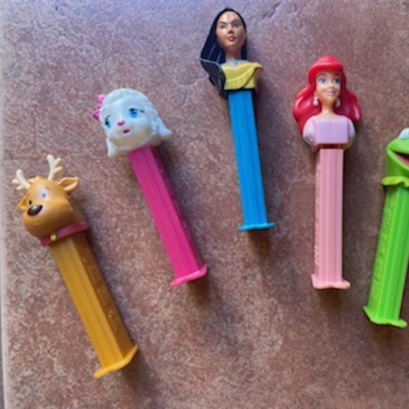 Pez Dispensers-Six w/o box - Picture 2 of 2